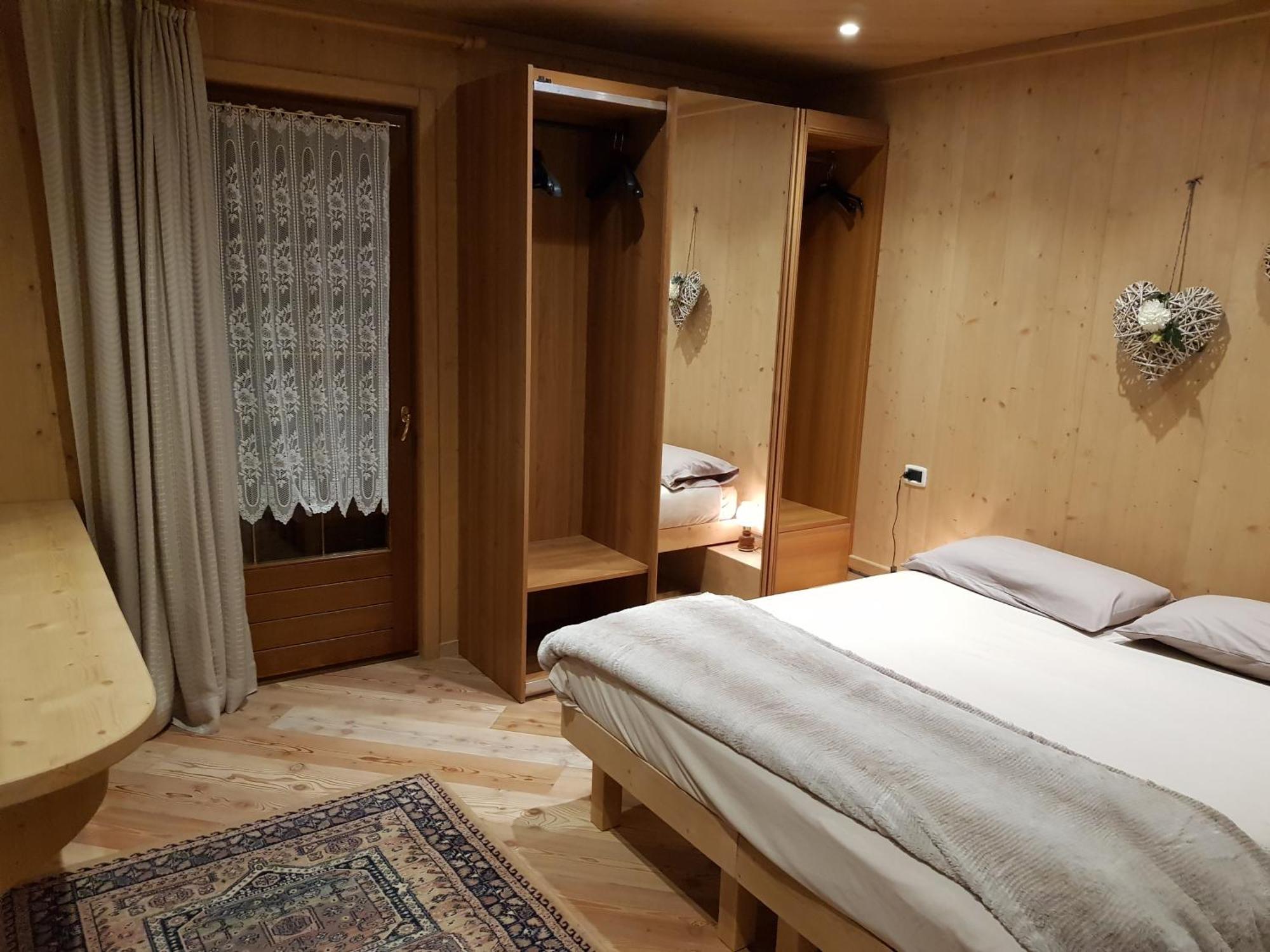 Best House Bormio Zimmer foto